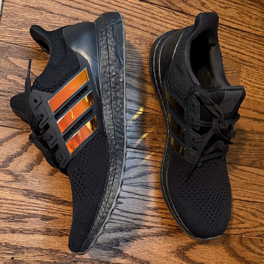 Adidas Men's Black Athletic Shoes with Gold Stripes - Picture 4 of 9